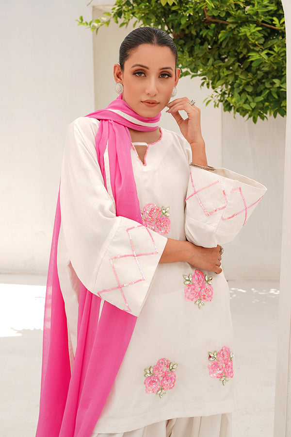 Rose world ivory