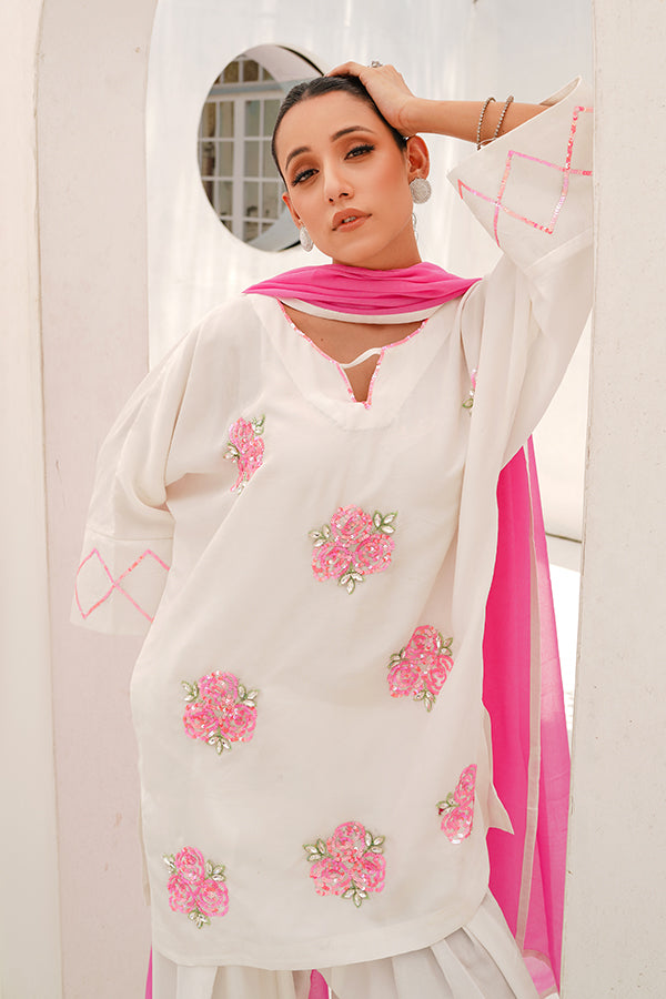 Rose world ivory
