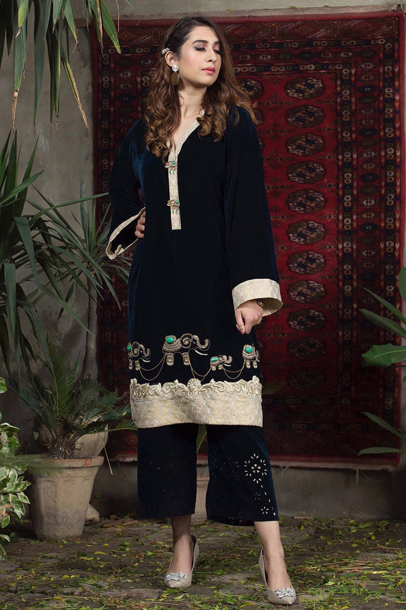 Hathi Barat-Black